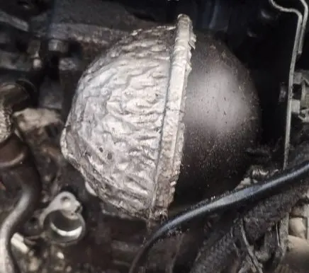 Volkswagen PASSAT B5.5 Vacuum air tank 