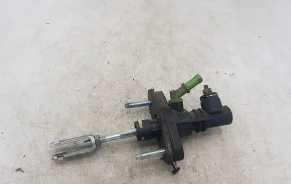 Toyota Auris 150 Clutch slave cylinder NOCODE