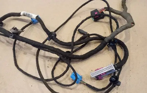 Volkswagen PASSAT B6 Front door wiring loom 3C1971557AK