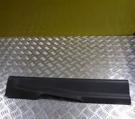 Ford Mustang VI Front sill trim cover FR3B6313200