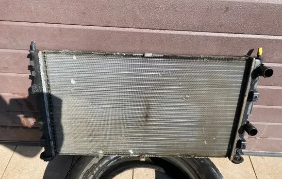 Chrysler Sebring (ST-22 - JR) Coolant radiator 05017620AA T620AA5878 83403
