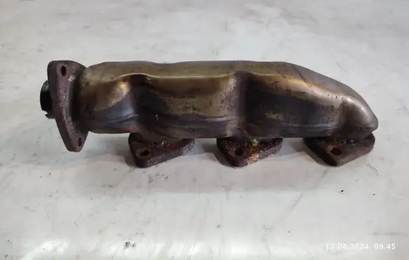 Audi Q5 SQ5 Exhaust manifold 059253033L