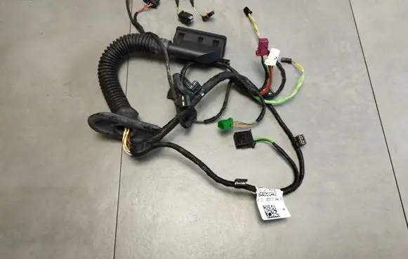 Mercedes-Benz E W213 Rear wire harness sleeve A2135401043