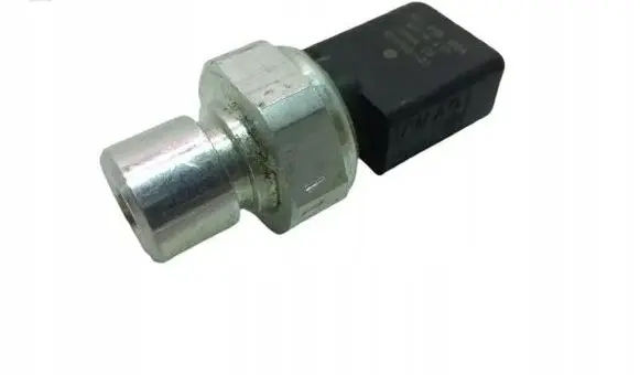 Volkswagen Polo VI Air conditioning (A/C) pressure sensor 5Q0959126A