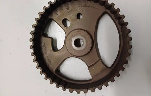 Ford Mondeo MK V Camshaft pulley/ VANOS 9802042380