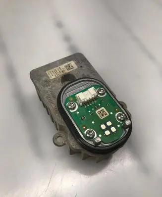 Mercedes-Benz C W205 LED ballast control module 1305715284