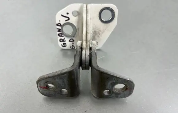Jeep Grand Cherokee Rear door upper hinge 85574F