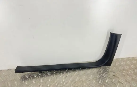 Nissan Navara D23 Front sill trim cover 769B54KJ0A