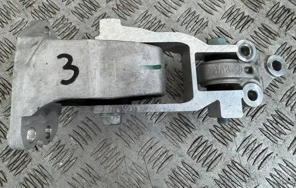 Nissan Qashqai J12 Engine mount vacuum valve NN-EK0211-300
