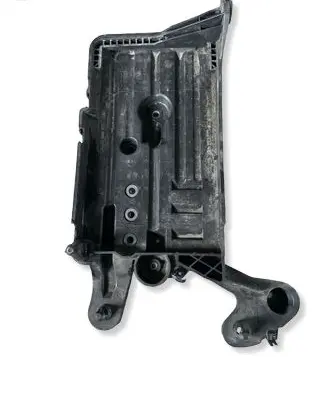 Volkswagen Golf VII Battery tray 5Q0915321H 5Q0915331J