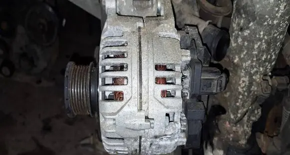 Skoda Roomster (5J) Generator/alternator 