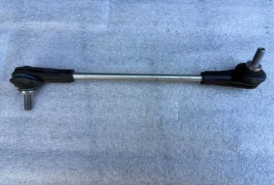 BMW 2 F22 F23 Front anti-roll bar/stabilizer link 6792211