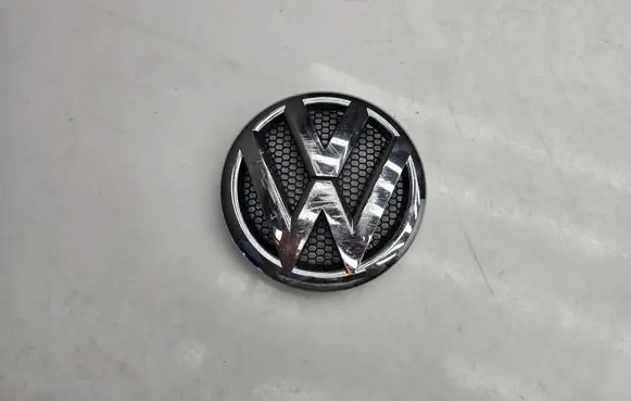 Volkswagen Crafter Manufacturer badge logo/emblem 7E0853601C