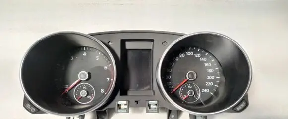 Volkswagen Golf VI Speedometer (instrument cluster) 5K7920862