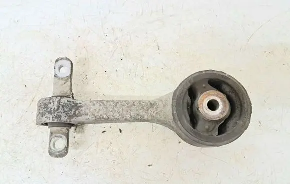 Honda Civic Engine mount bracket