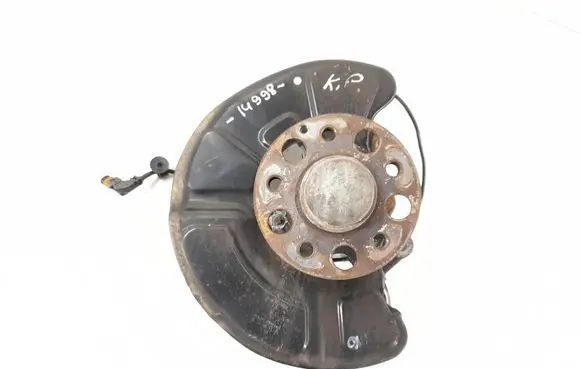 Mercedes-Benz E W212 Front wheel hub 2123322301 2123320700