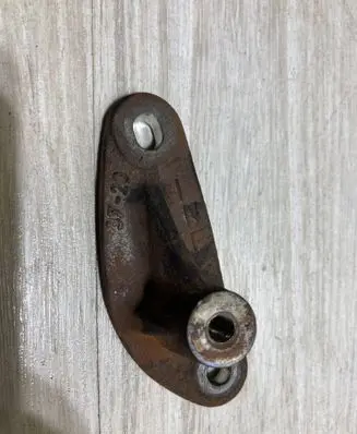 Peugeot Expert Muffler mount bracket/holder 9800750680