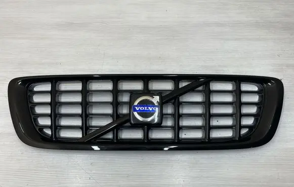 Volvo V70 Front bumper upper radiator grill 30678627