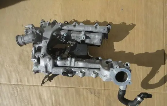 Mercedes-Benz E W211 Intake manifold
