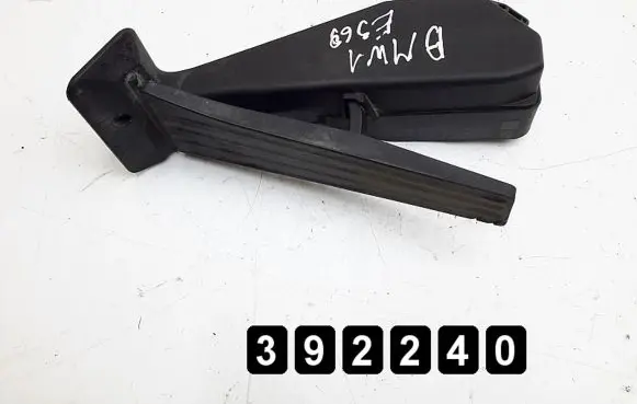 BMW 1 E81 E87 Accelerator throttle pedal 6786589