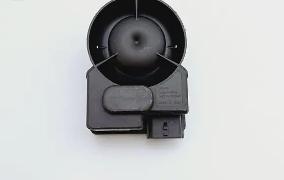 Renault Megane III Alarm system siren 4B7877C2A04