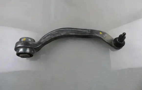 Audi A4 S4 B6 8E 8H Front lower control arm/wishbone 