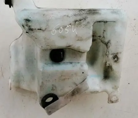 Mercedes-Benz C W203 Windshield washer fluid reservoir/tank A2038600060