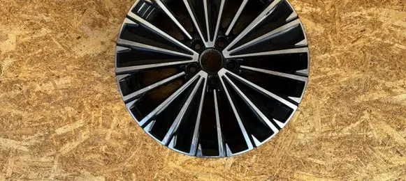 Volkswagen Tiguan R18 alloy rim 571601025K B006180