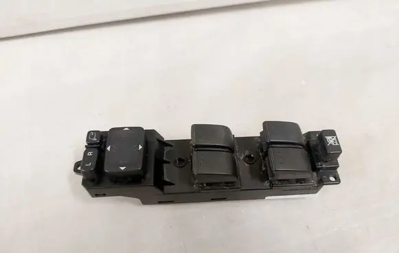Mazda CX-7 Electric window control switch