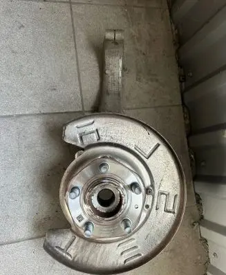 Tesla Model 3 Front wheel hub 104431600E