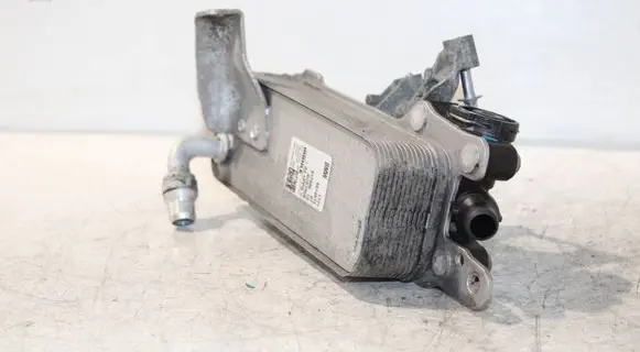 BMW 1 F20 F21 Transmission/gearbox oil cooler 8514515
