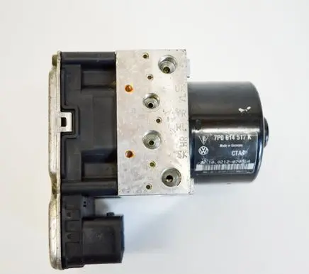 Volkswagen Touareg II ABS Pump 7P0614517K