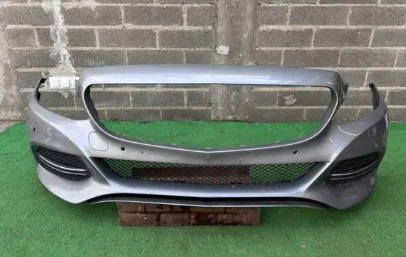 Mercedes-Benz C W205 Front bumper 