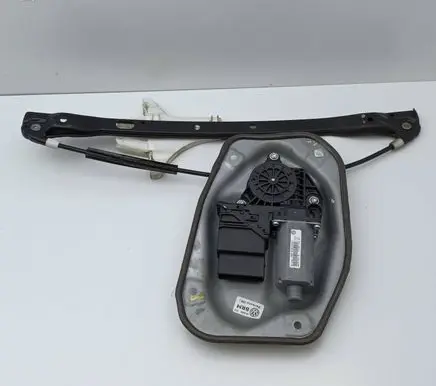 Volkswagen Golf Plus Rear door window regulator with motor 1K4839462A 5M0839402C