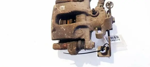 Toyota Auris 150 Rear brake caliper 