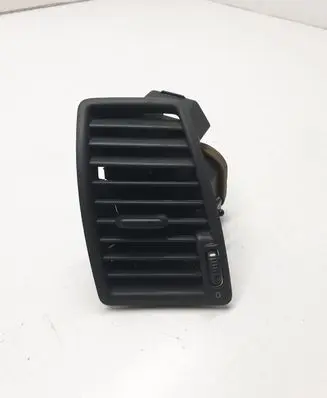 Volvo XC90 Dash center air vent grill 3409398