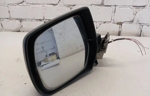 Front door electric wing mirror