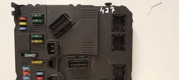 Peugeot 407 Comfort/convenience module 9655708380 S120104700L BSIS0200