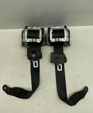 Mercedes-Benz E W211 Rear seatbelt 602040400 019R018H 20110