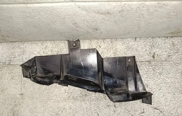 BMW 5 E39 Headlight/headlamp mounting bracket 145531