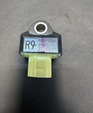 Toyota Hilux VIII Airbag deployment crash/impact sensor 8983171010 272RYLK8D