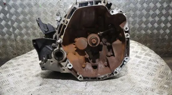 Renault Fluence Manual 5 speed gearbox JR5175