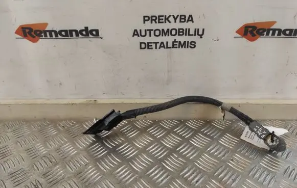 Toyota RAV 4 (XA40) Negative earth cable (battery) 8282333031