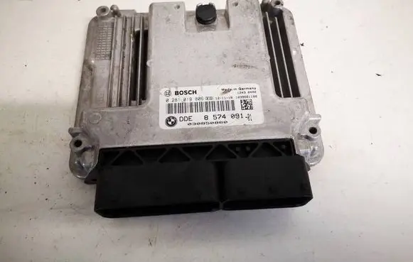 BMW 5 GT F07 Engine control unit/module 857409101