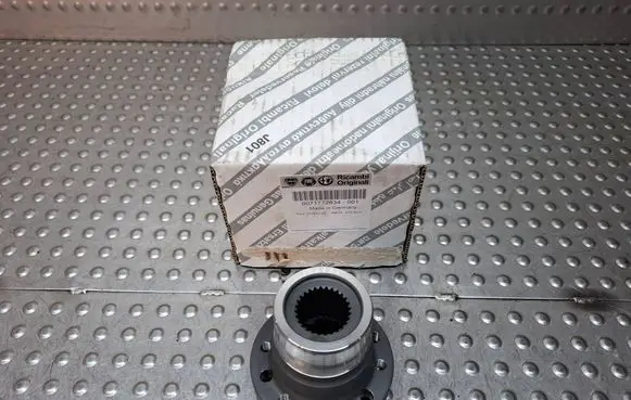 Fiat Panda III Crankshaft Holder 71772834