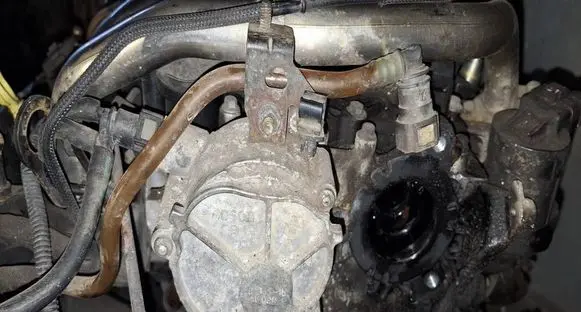Peugeot 407 Vacuum pump D1651B