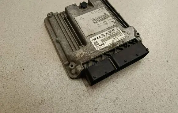 Audi A6 S6 C7 4G Engine control unit/module 04L906021FQ 04L907309 0281031413