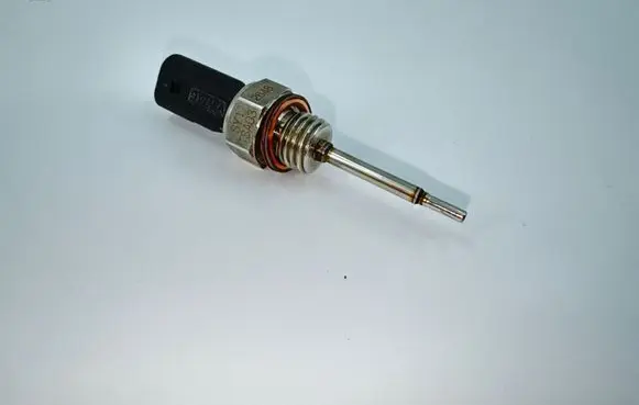 Volkswagen Golf VIII Intake air temperature sensor 03N906081D