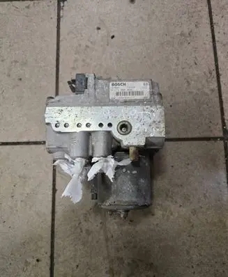 Volkswagen Multivan T4 ABS Pump 703907379A 0273004098 5710081