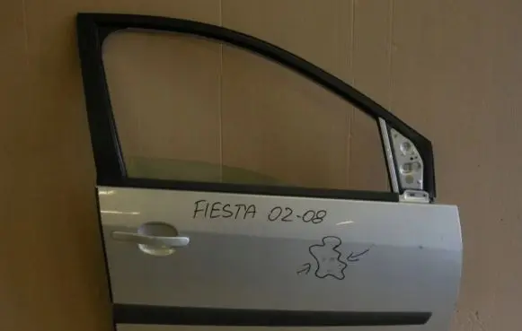 Ford Fiesta Front door